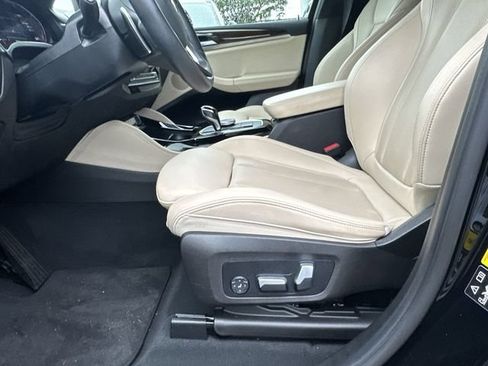 Used 2023 BMW X4 xDrive30i w/ Premium Package AWD/4WD image 13