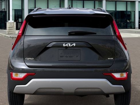New 2026 Kia Niro EX image 14