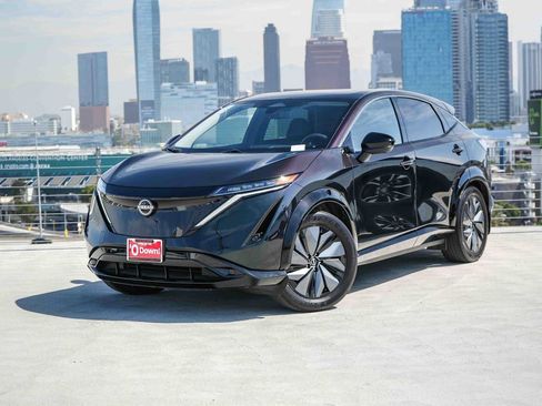 Used 2025 Nissan Ariya AWD image 1