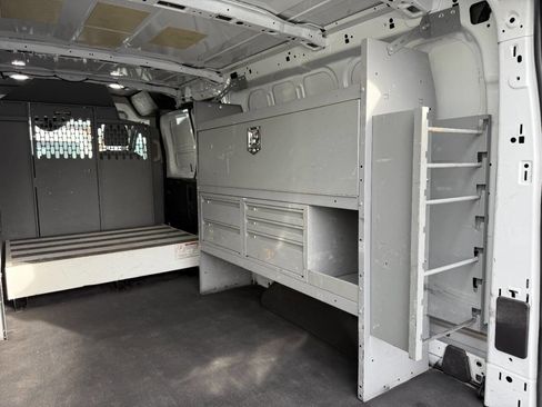 Used 2019 Ford Transit 350 148 Low Roof image 28