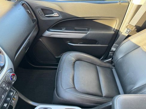 Used 2022 Chevrolet Colorado ZR2 image 13