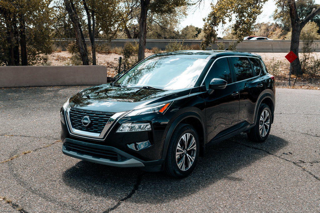 Used 2022 Nissan Rogue SV AWD/4WD image 12