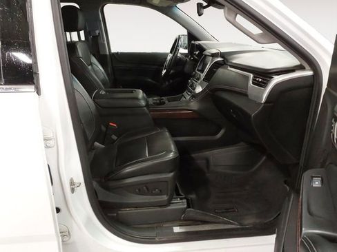 Used 2019 GMC Yukon XL SLT AWD/4WD image 15