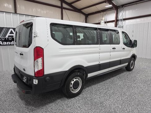 Used 2019 Ford Transit 350 XL RWD image 5
