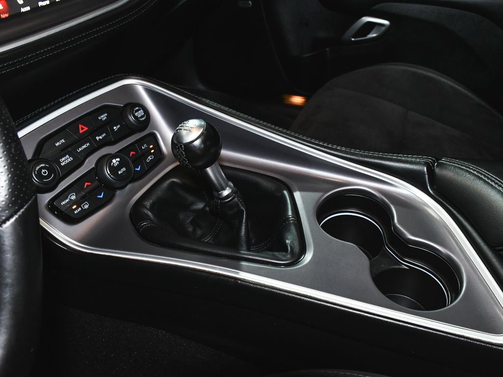 Used 2022 Dodge Challenger R/T Scat Pack RWD image 36