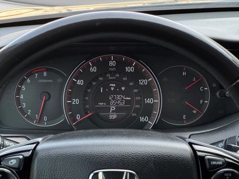 Used 2016 Honda Accord Sport image 28