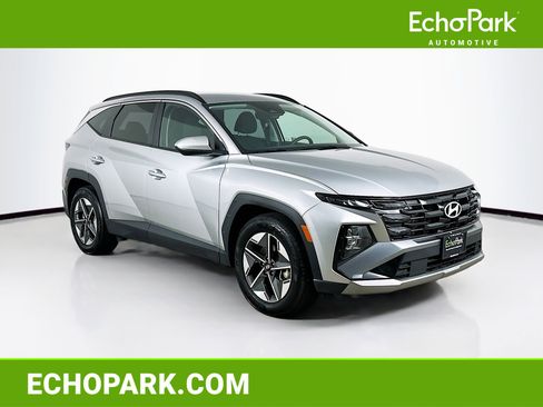 Used 2025 Hyundai Tucson SEL FWD image 1