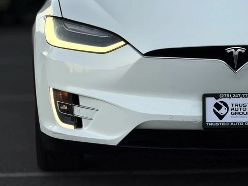 Used 2017 Tesla Model X 100D AWD/4WD image 7