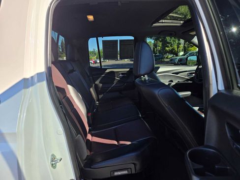Used 2023 Honda Ridgeline Black Edition image 12