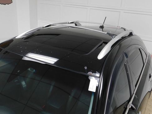 Used 2010 INFINITI FX35 AWD w/ Technology Pkg image 19