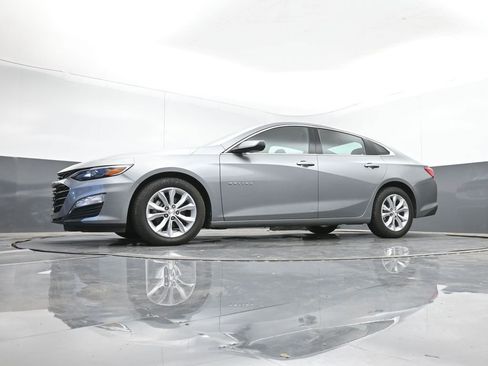 Used 2024 Chevrolet Malibu LT image 35