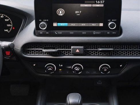 Used 2024 Honda HR-V Sport image 14