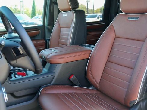 New 2026 GMC Sierra 3500 Denali Ultimate image 15