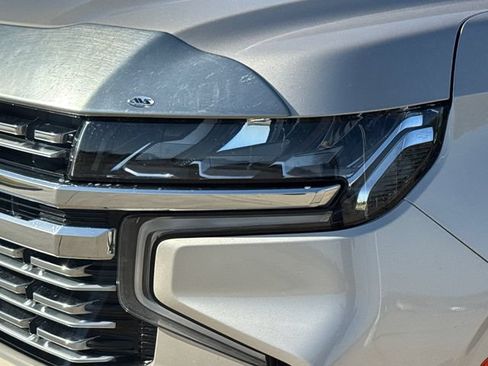 Used 2021 Chevrolet Tahoe Premier RWD image 4
