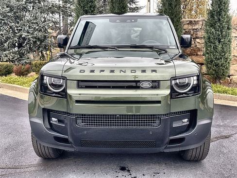 Used 2026 Land Rover Defender 110 S image 8