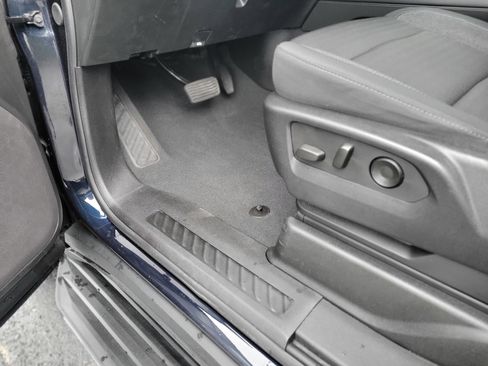 Certified 2024 Chevrolet Tahoe LS RWD image 24