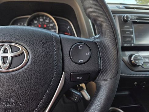 Used 2015 Toyota RAV4 XLE FWD image 22