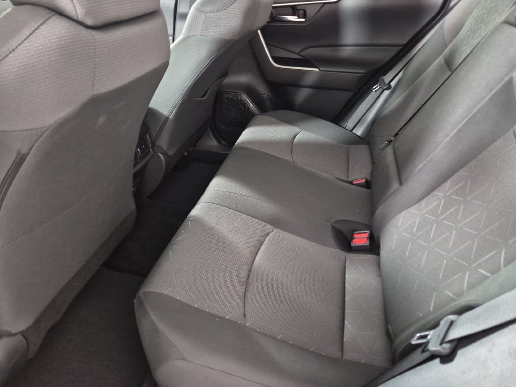 Used 2024 Toyota RAV4 XLE w/ Convenience Package FWD image 25