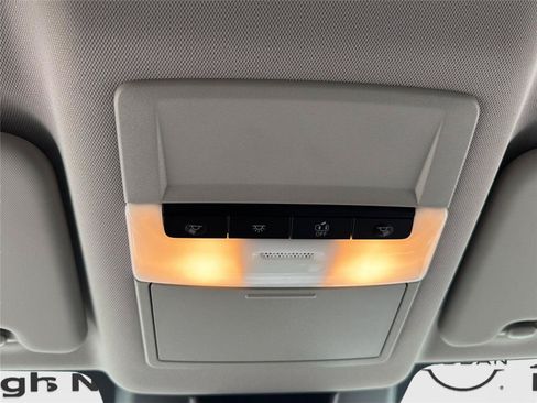 Used 2021 Nissan Rogue S AWD/4WD image 19