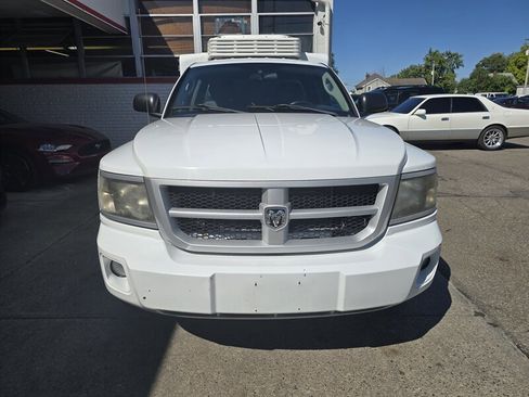 Used 2011 Dodge Dakota Big Horn w/ Trailer Tow Group image 2