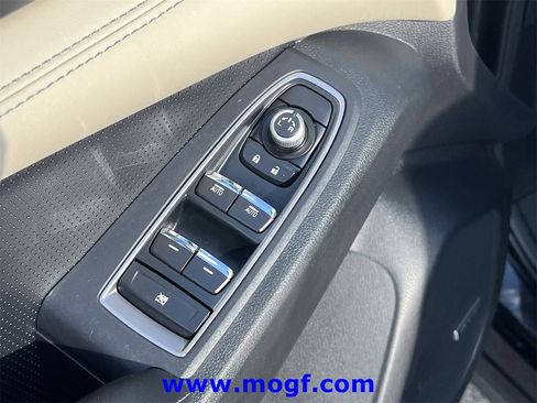 Used 2022 Subaru Ascent Limited w/ Technology Package image 21