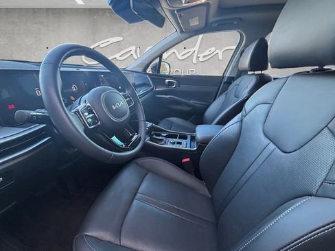 Used 2025 Kia Sorento S w/ Panoramic Sunroof Package image 23