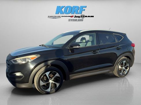 Used 2016 Hyundai Tucson Sport image 1