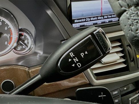 Used 2013 Mercedes-Benz E 350 Sedan image 19