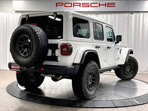 Used 2022 Jeep Wrangler Unlimited Rubicon w/ Xtreme Recon 35" Tire Package image 10