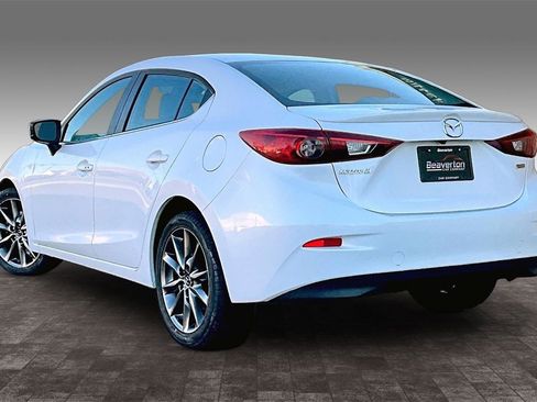 Used 2018 MAZDA MAZDA3 Touring image 13