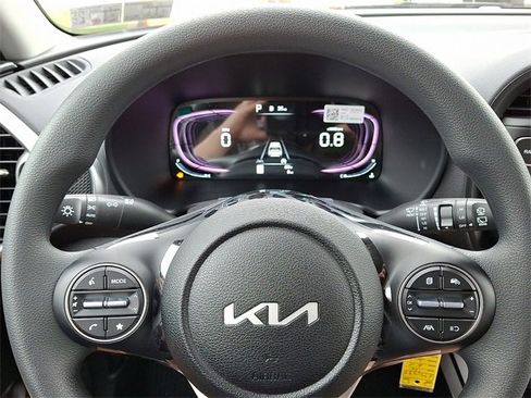 New 2025 Kia Soul LX image 10