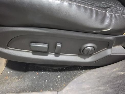 Used 2016 GMC Acadia SLT AWD/4WD image 16
