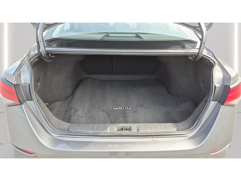 Used 2024 Nissan Sentra S image 11