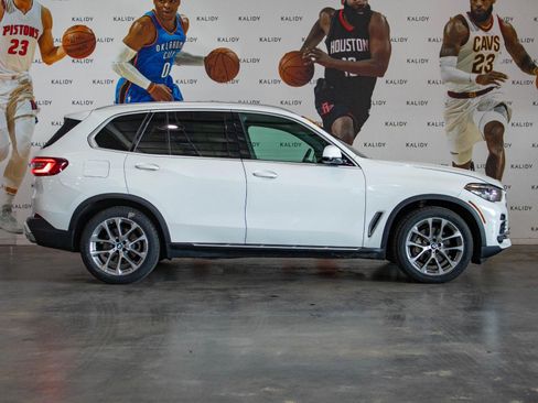 Used 2023 BMW X5 xDrive40i image 19