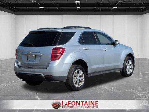 Certified 2017 Chevrolet Equinox LT w/ Convenience Package image 8