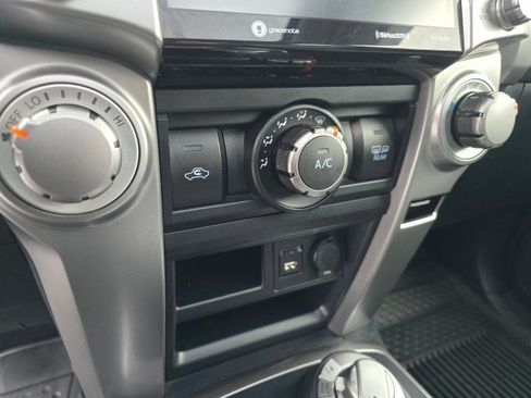 Used 2021 Toyota 4Runner SR5 Premium image 35