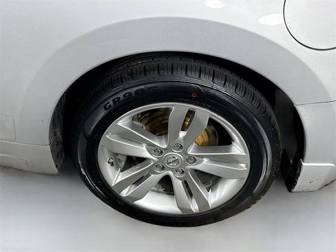 Used 2013 Nissan Altima 2.5 S w/ Premium Pkg image 32