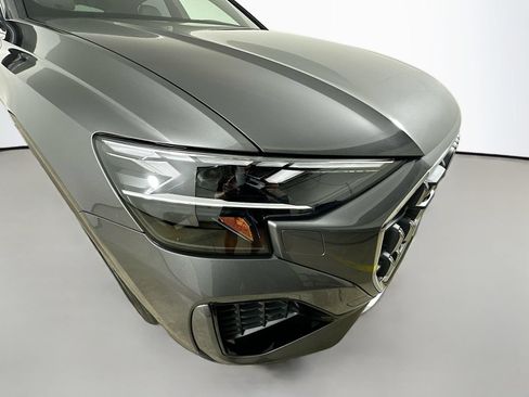 New 2026 Audi Q8 Premium Plus AWD/4WD image 9