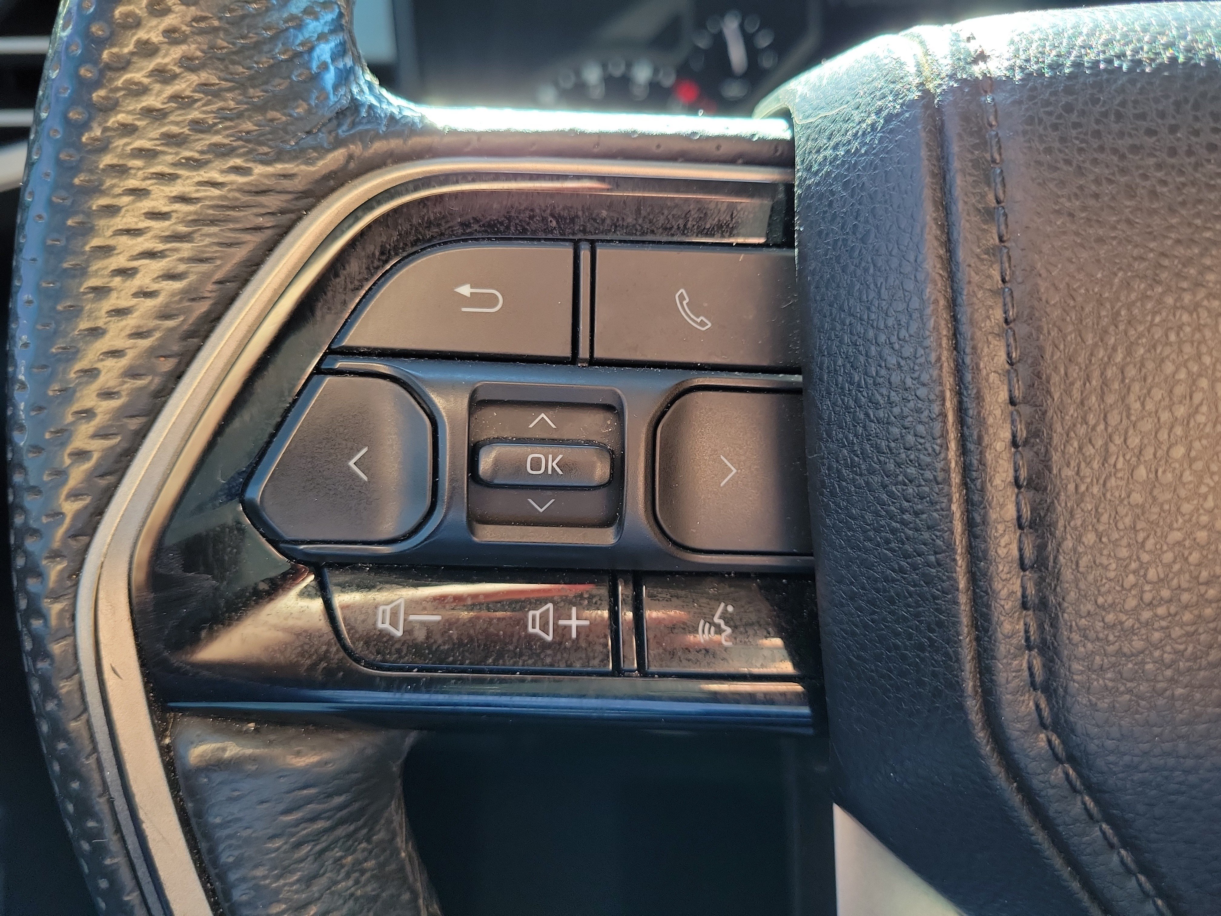 Used 2024 Toyota Tundra SR5 w/ SR5 Premium Package RWD image 23