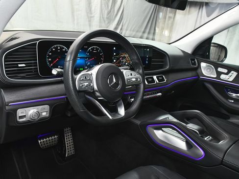 Used 2023 Mercedes-Benz GLS 580 4MATIC image 22