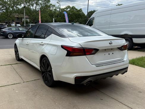 Used 2021 Nissan Altima 2.5 SR FWD image 5