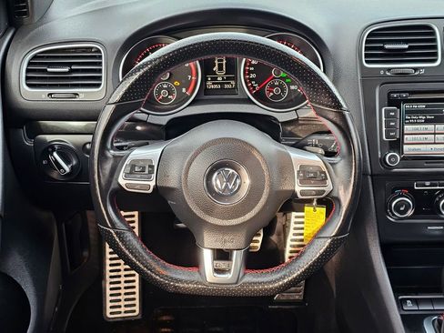 Used 2012 Volkswagen GTI 4-Door FWD image 17