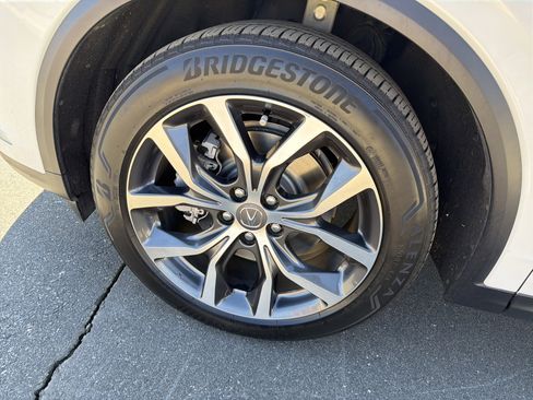 Certified 2023 Acura MDX FWD w/ Technology Package image 13