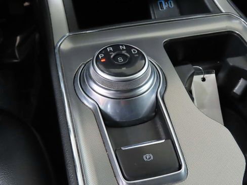 Used 2022 Ford Edge SEL w/ Convenience Package image 11