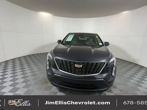 Certified 2023 Cadillac XT4 Luxury image 3