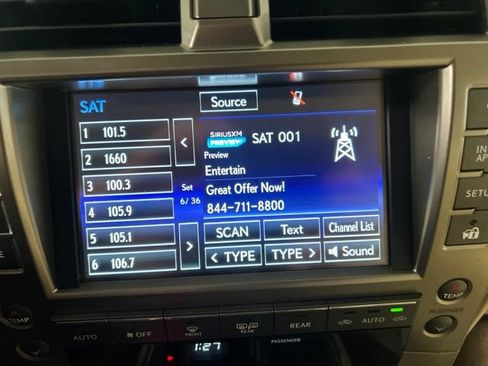 Used 2019 Lexus GX 460 Premium w/ Premium Package AWD/4WD image 18