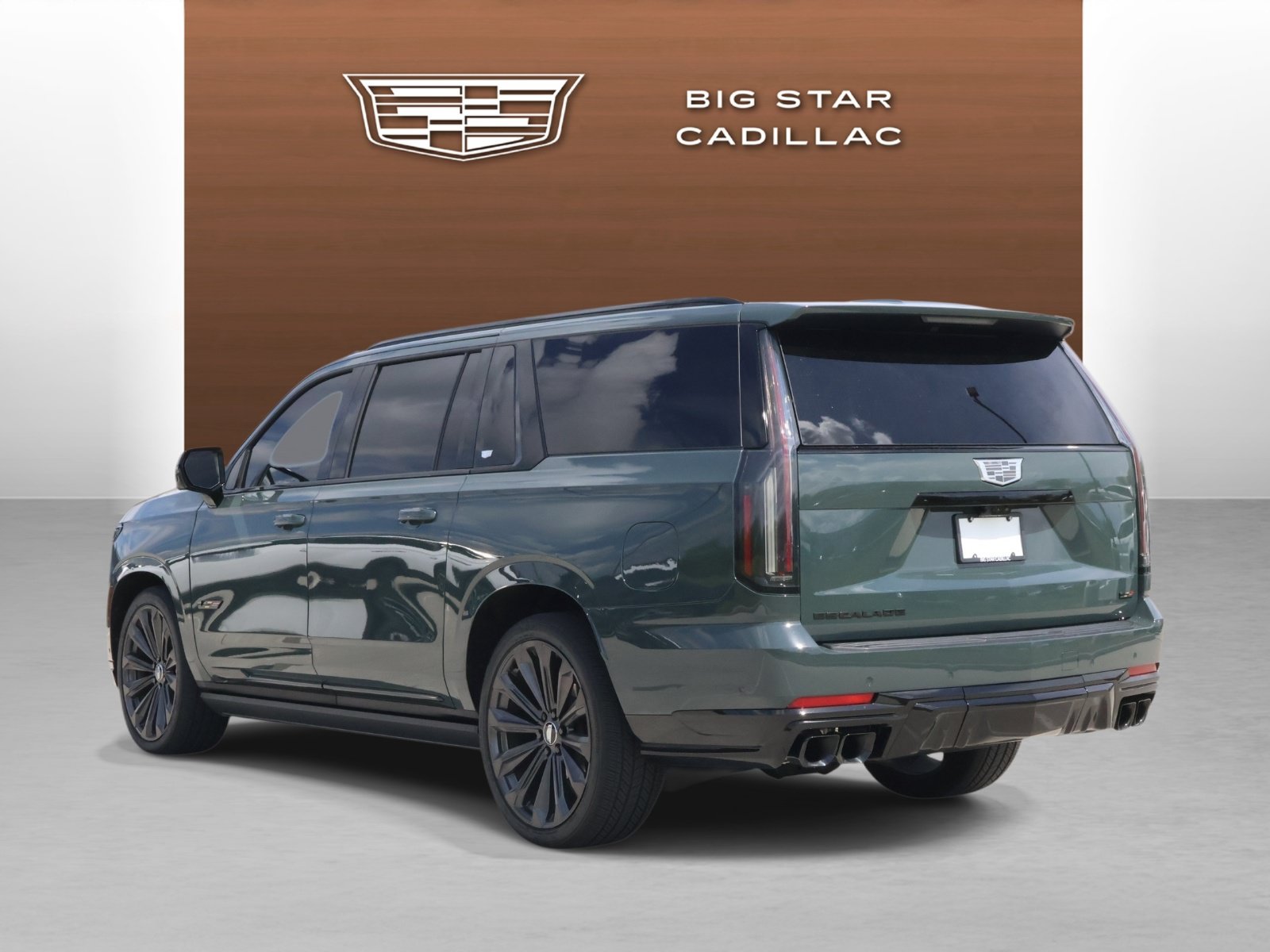 Used 2025 Cadillac Escalade ESV V AWD/4WD image 3