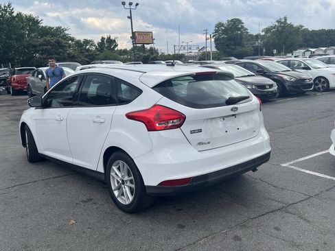 Used 2017 Ford Focus SE image 9