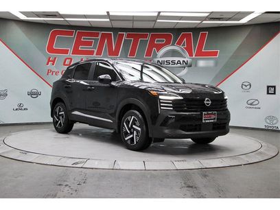 New 2025 Nissan Kicks SV