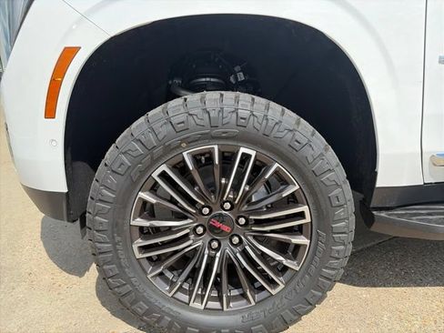 New 2026 GMC Yukon Elevation w/ Elevation Premium Package AWD/4WD image 10